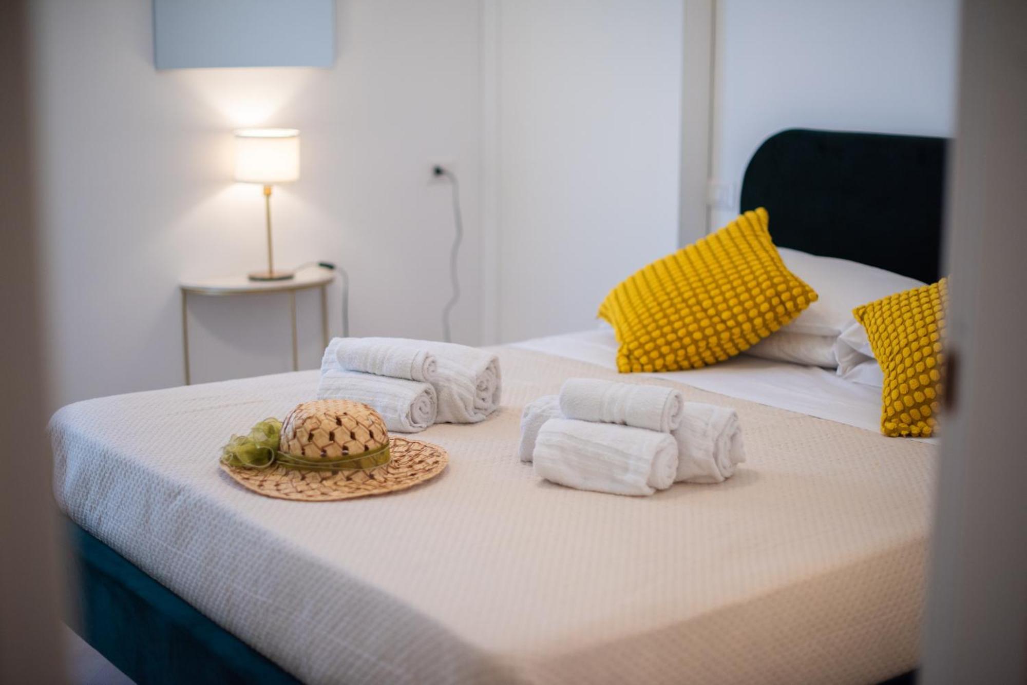Villa Clara Suites Таормина Экстерьер фото